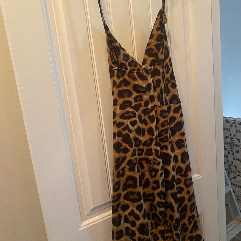 🖤🧡🤎NWOT, Shein Curve Leopard Print Dress🖤🧡🤎